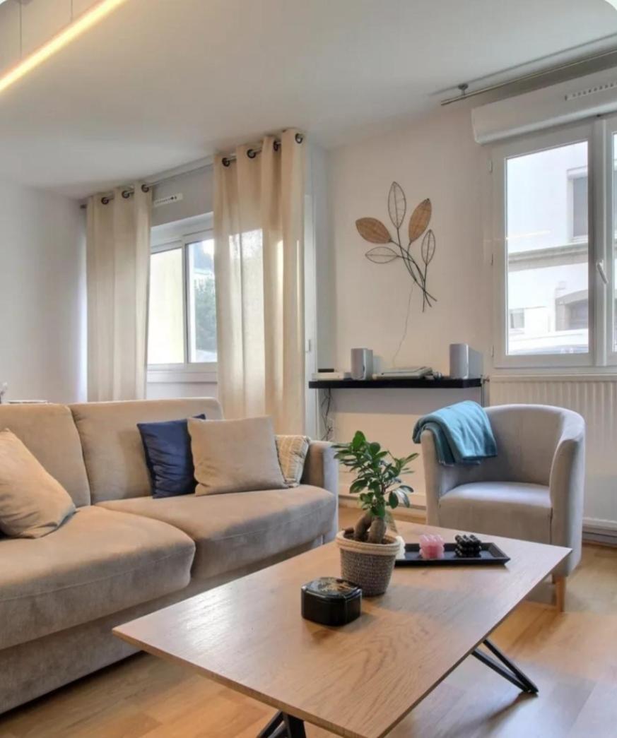 Appartement Hyper Centre Avec Garage Prive Concarneau Extérieur photo